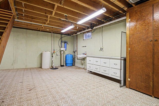 59046 County Road 9 Road, Elkhart, IN 46517