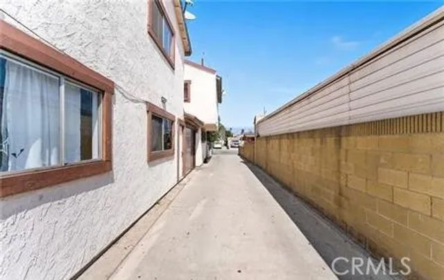2526 Flower Street, Huntington Park, CA 90255