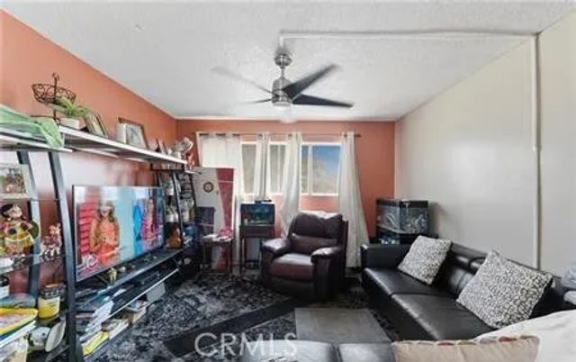 2526 Flower Street, Huntington Park, CA 90255