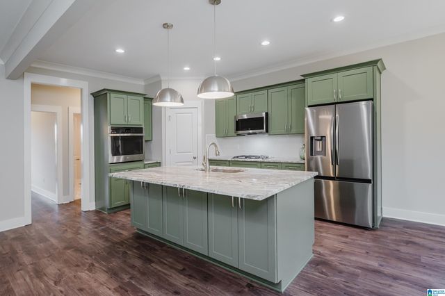 6718 MOSSY OAK COVE, Trussville, AL 35173