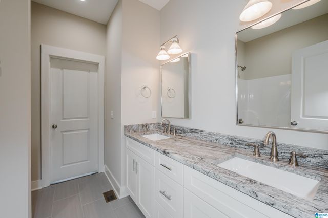 6718 MOSSY OAK COVE, Trussville, AL 35173