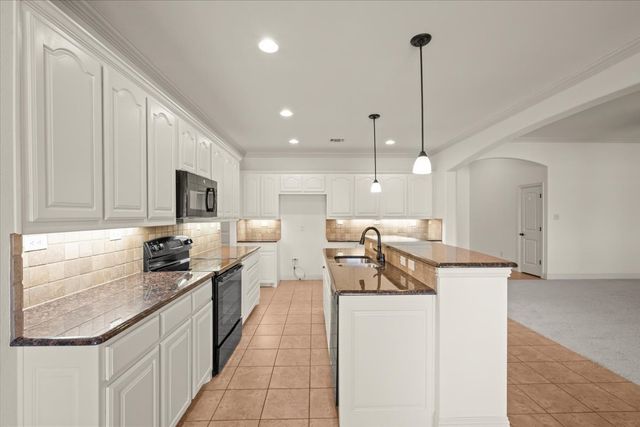 537 Zachary Drive, Weatherford, TX 76087