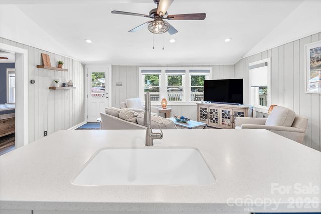 680 Lake Head Road 130, Norwood, NC 28128