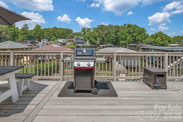 680 Lake Head Road 130, Norwood, NC 28128