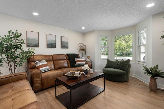 317 Wheaton Court, Columbus, OH 43235