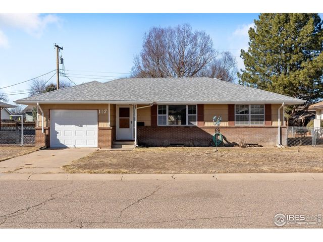 107 S 5th St, La Salle, CO 80645