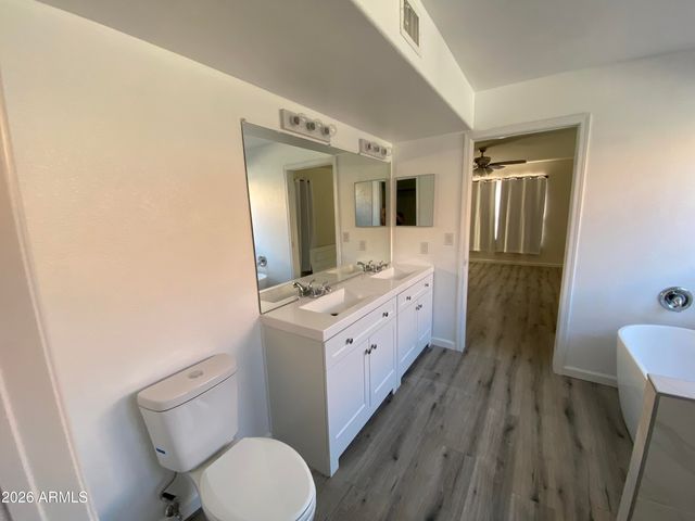 10254 S HOPI Lane, Goodyear, AZ 85338