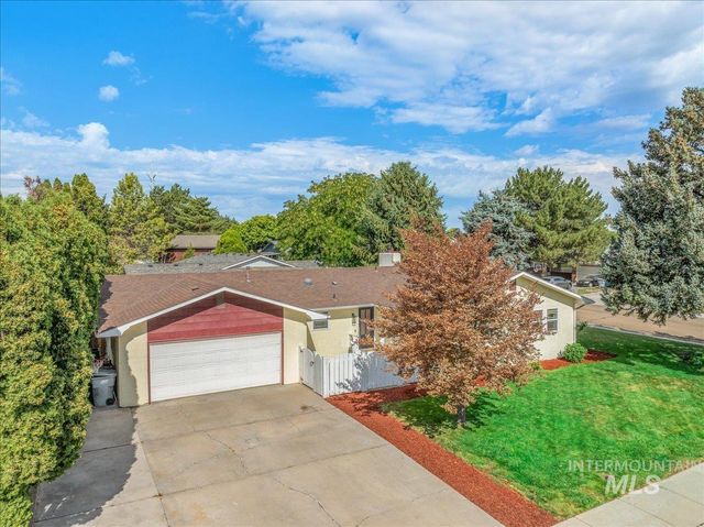 91 S Andrew St, Nampa, ID 83651