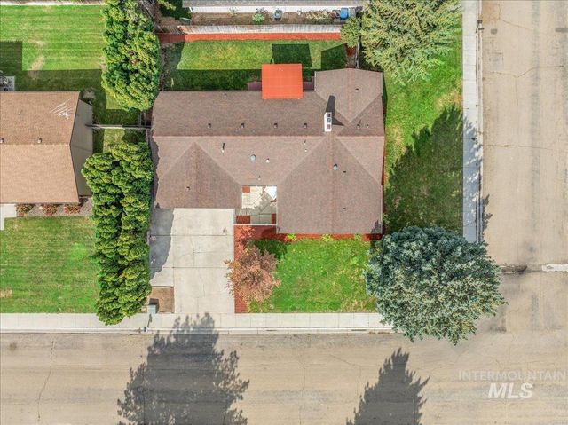 91 S Andrew St, Nampa, ID 83651