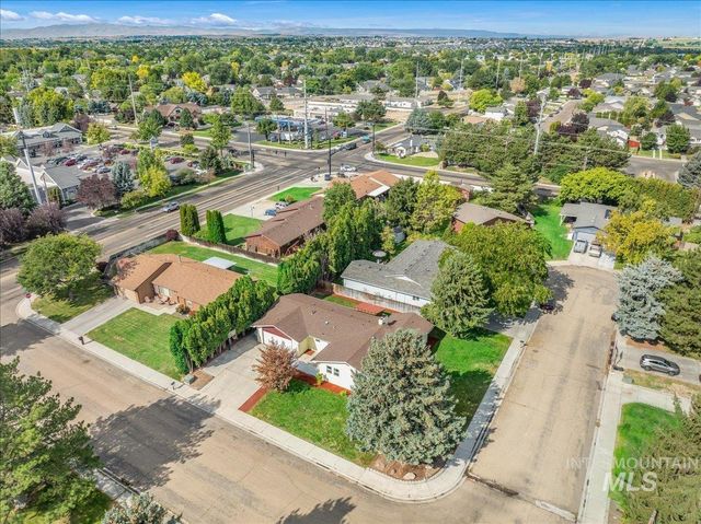 91 S Andrew St, Nampa, ID 83651