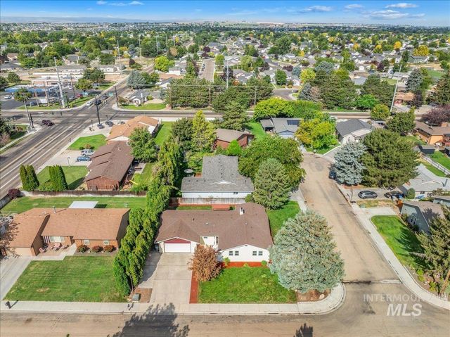 91 S Andrew St, Nampa, ID 83651