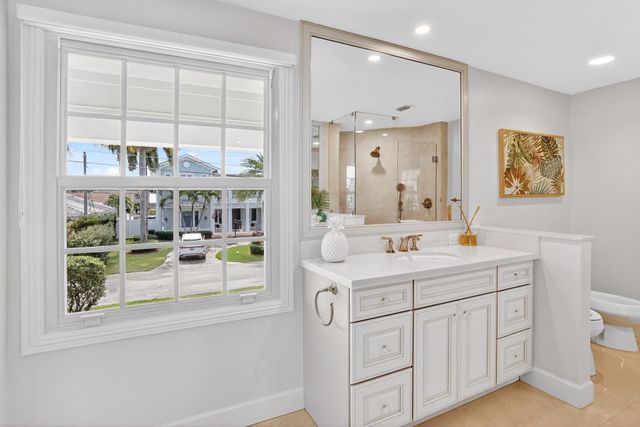 3041 NE 39th Street, Fort Lauderdale, FL 33308