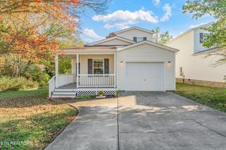 1728 Delmonte Way, Knoxville, TN 37932
