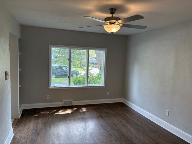 926 Park Avenue, Winthrop Harbor, IL 60096