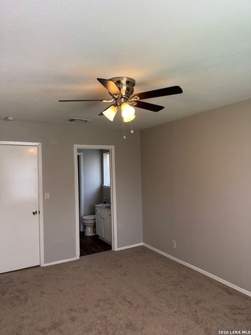 8111 Rain Forest Drive, San Antonio, TX 78239