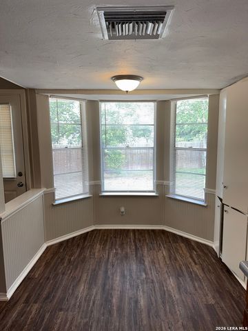 8111 Rain Forest Drive, San Antonio, TX 78239