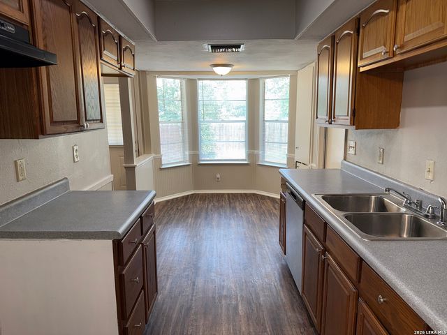 8111 Rain Forest Drive, San Antonio, TX 78239