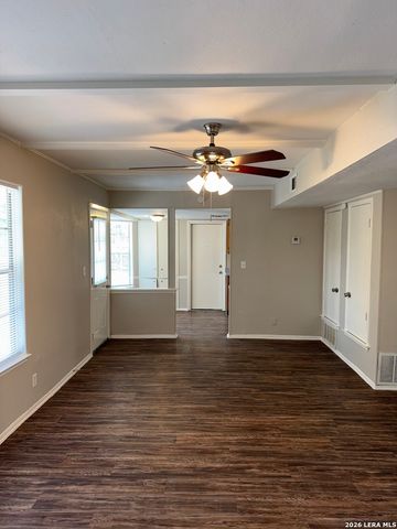 8111 Rain Forest Drive, San Antonio, TX 78239