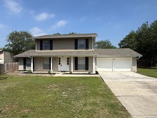 8111 Rain Forest Drive, San Antonio, TX 78239