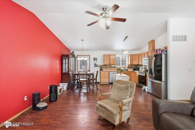 2790 E Wanamingo Drive, Wasilla, AK 99654