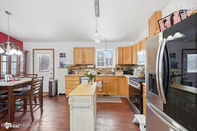 2790 E Wanamingo Drive, Wasilla, AK 99654