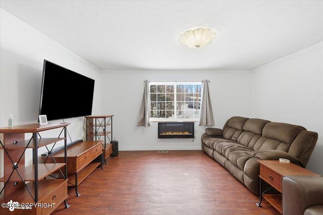 2790 E Wanamingo Drive, Wasilla, AK 99654