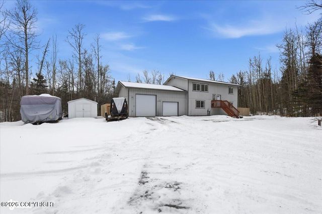 2790 E Wanamingo Drive, Wasilla, AK 99654