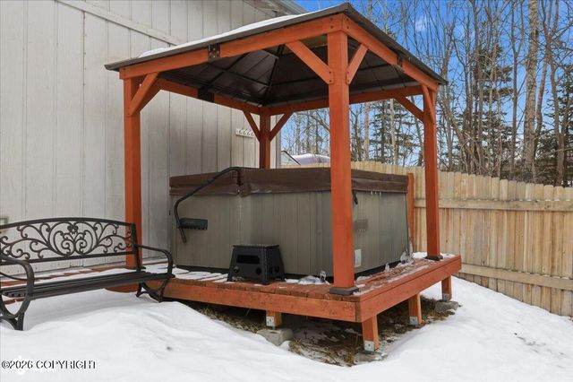 2790 E Wanamingo Drive, Wasilla, AK 99654