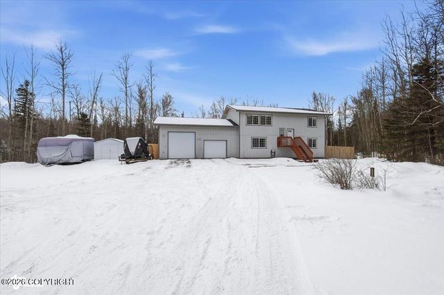 2790 E Wanamingo Drive, Wasilla, AK 99654