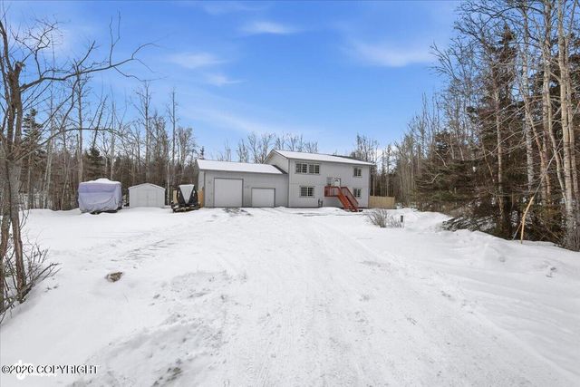 2790 E Wanamingo Drive, Wasilla, AK 99654