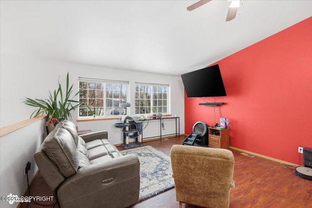 2790 E Wanamingo Drive, Wasilla, AK 99654