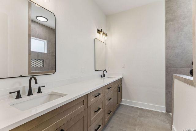 265 MAGNOLIA MDW, Canyon Lake, TX 78133