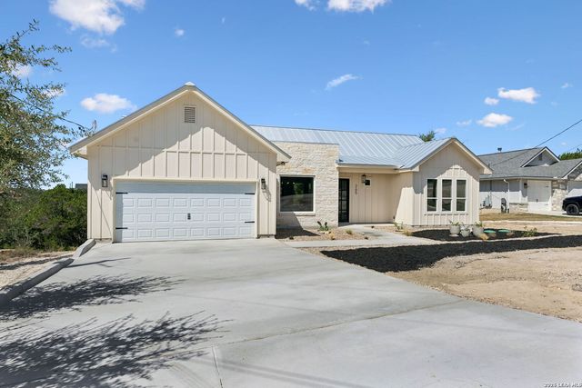 265 MAGNOLIA MDW, Canyon Lake, TX 78133