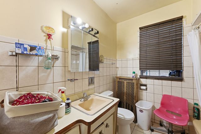 1605 S 49th Court, Cicero, IL 60804