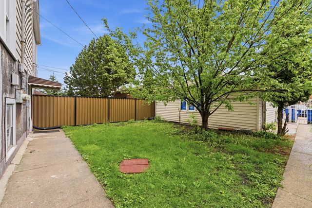 1605 S 49th Court, Cicero, IL 60804