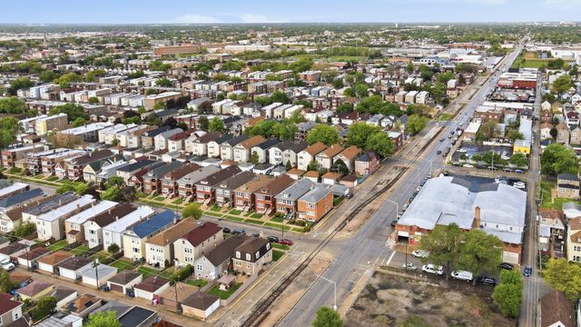 1605 S 49th Court, Cicero, IL 60804