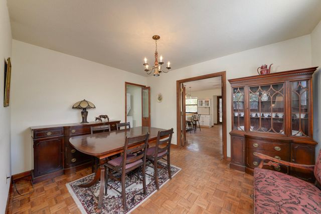 1025 Lynch Court NW, Albuquerque, NM 87104