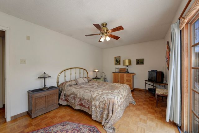 1025 Lynch Court NW, Albuquerque, NM 87104