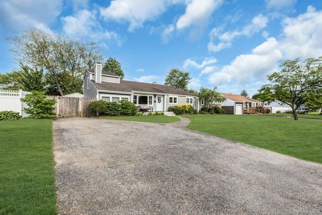 121 Lowell Road, Sayville, NY 11782