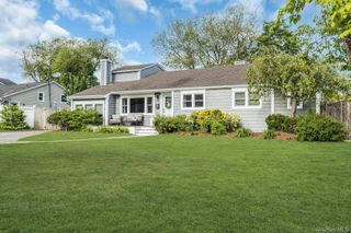 121 Lowell Road, Sayville, NY 11782