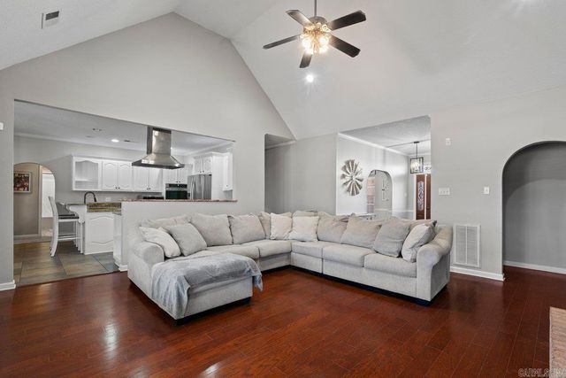 104 Meritt Cove, Marion, AR 72364