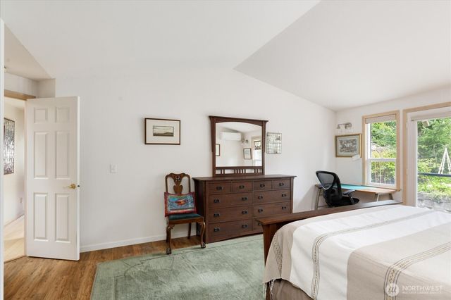 2475 SW Talon Loop, Oak Harbor, WA 98277