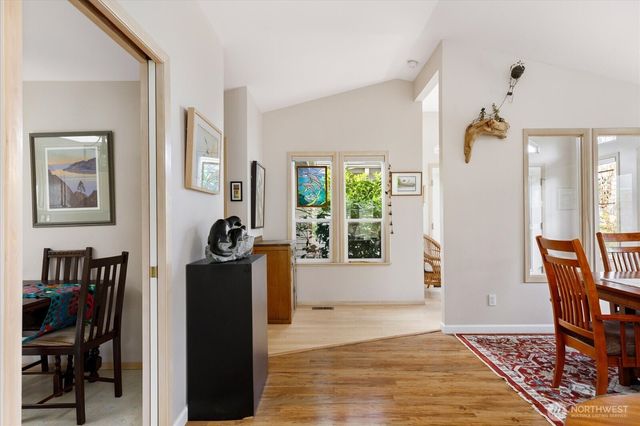 2475 SW Talon Loop, Oak Harbor, WA 98277