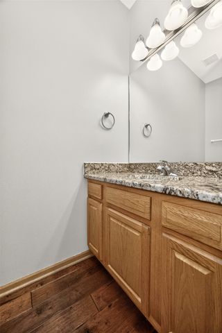 1598 Nine Iron Drive, West Des Moines, IA 50266