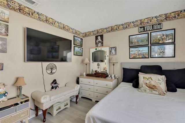 13911 PATHFINDER DRIVE, Tampa, FL 33625