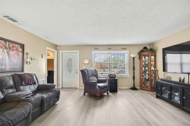 13911 PATHFINDER DRIVE, Tampa, FL 33625