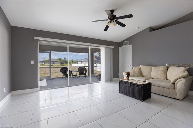 2212 5th AVE, Cape Coral, FL 33909