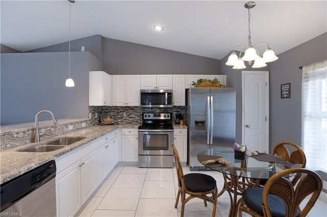 2212 5th AVE, Cape Coral, FL 33909