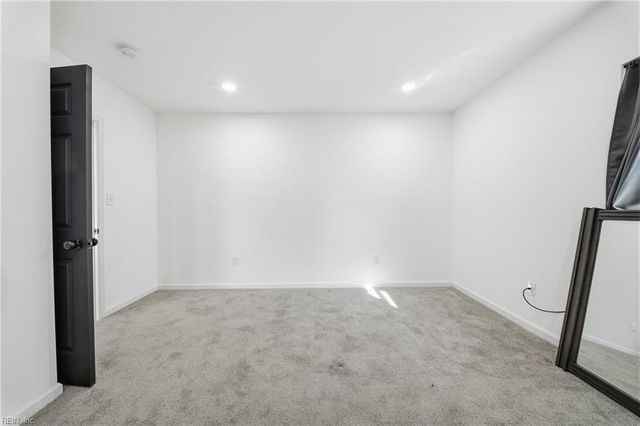 845 N King ST, Hampton, VA 23669