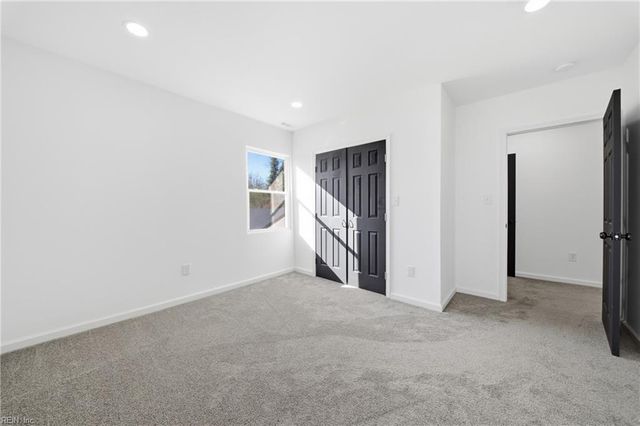 845 N King ST, Hampton, VA 23669